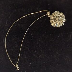 Silver sunflower necklace